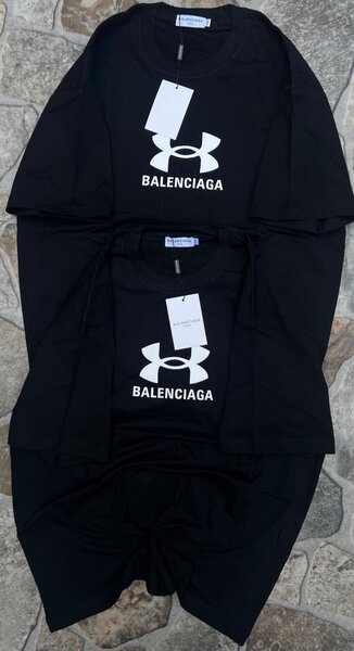 T-shirt noire Balenciaga
