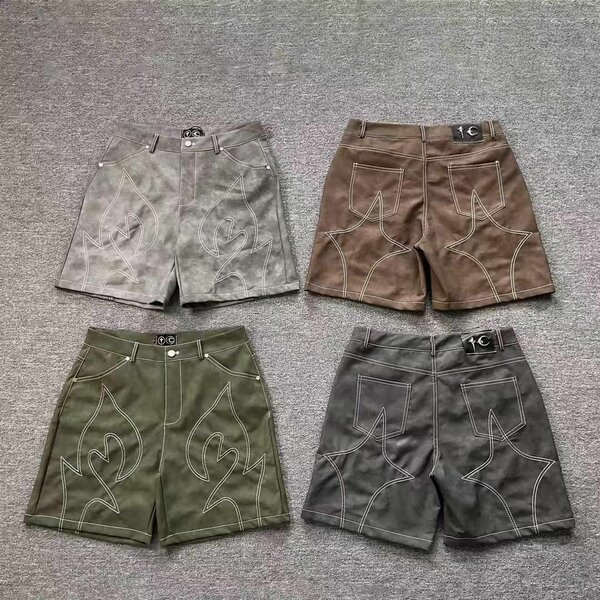 Shorts en cuir pour homme