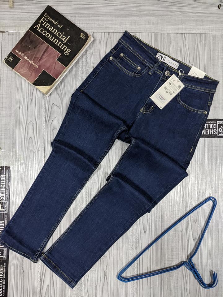 PULL & BEAR JEANS