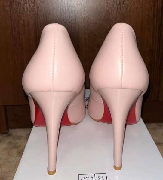 Продаю туфли