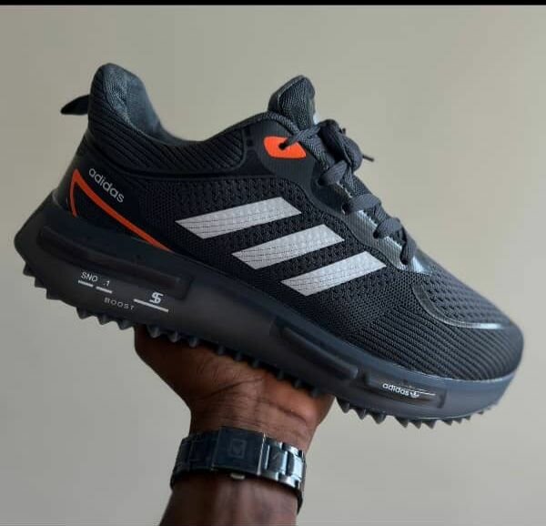 Chaussures de course Adidas