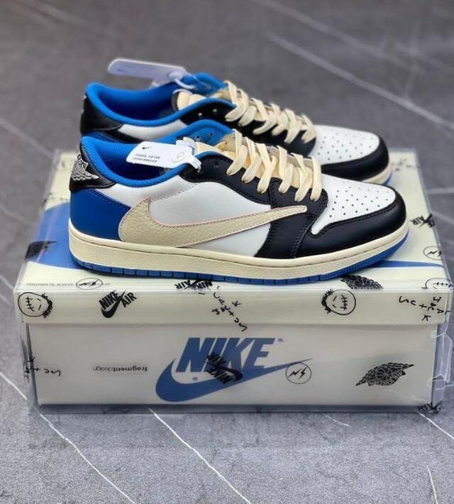 Original A grade Nike sneakers