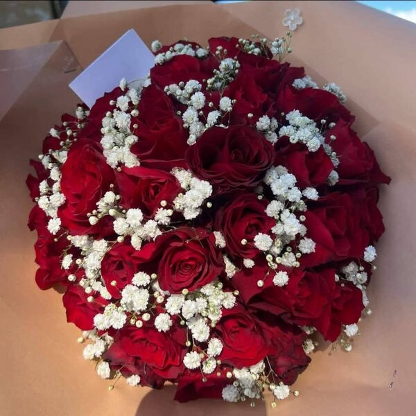 Bouquet romantique de roses rouges
