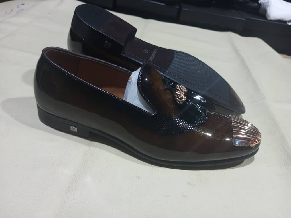 Chaussures élégantes en cuir