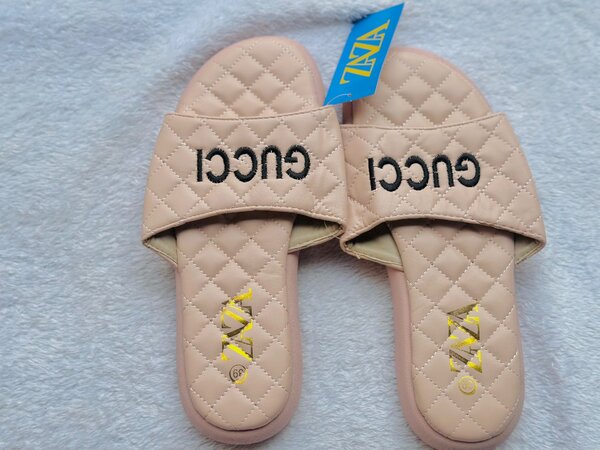 Sandales zaza