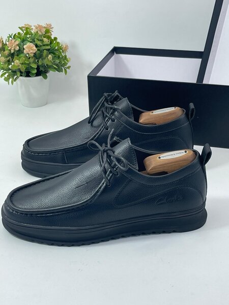 CLARKS BLACK