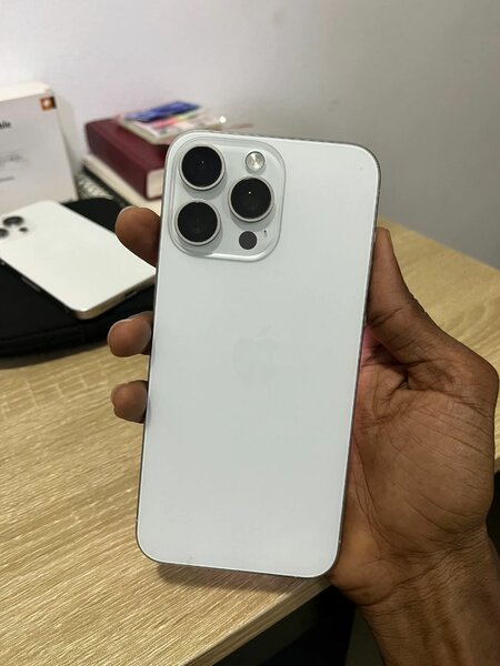 iPhone 14 Pro Blanc Neuf