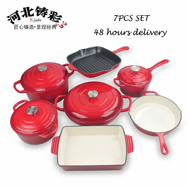 Cast iron cookware set