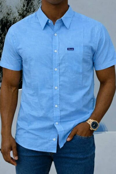 Chemise bleu uni poche