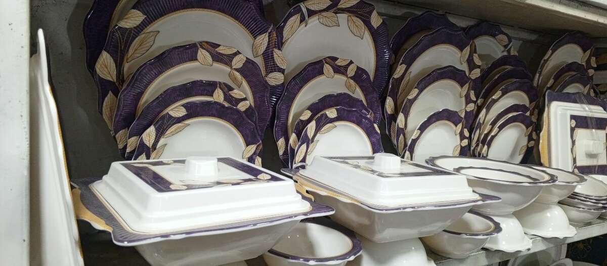 Melamine dinner set
