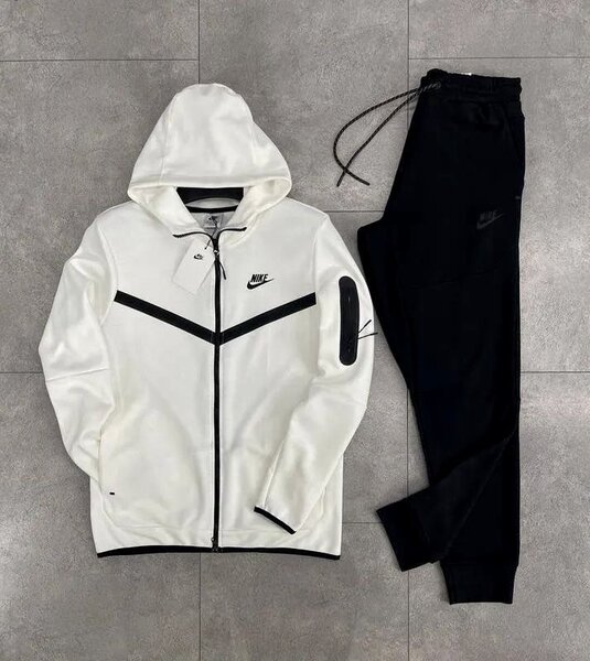 Ensemble sport Nike homme