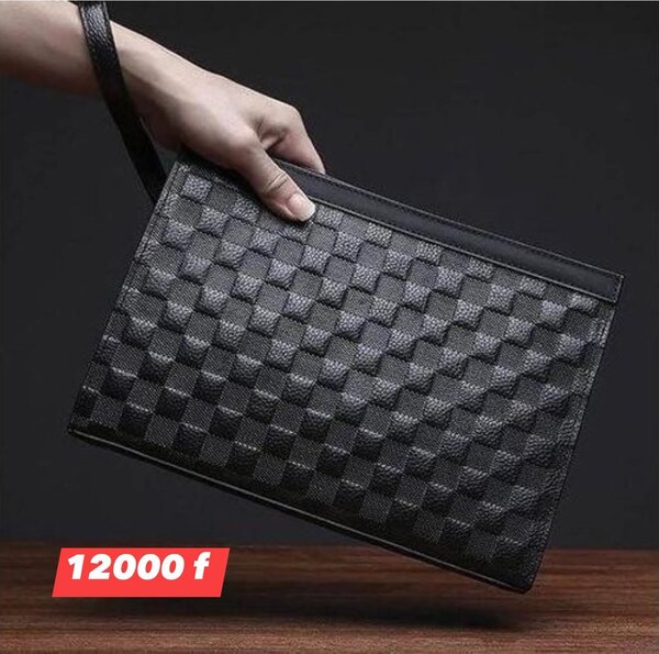 Pochette en cuir élégante