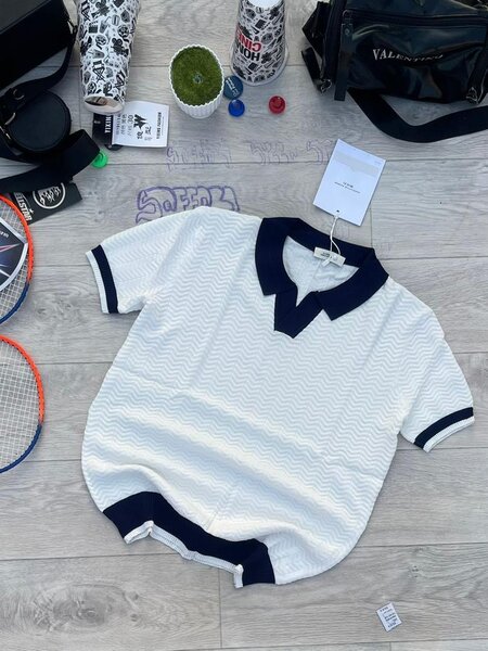 Polo blanc élégant homme