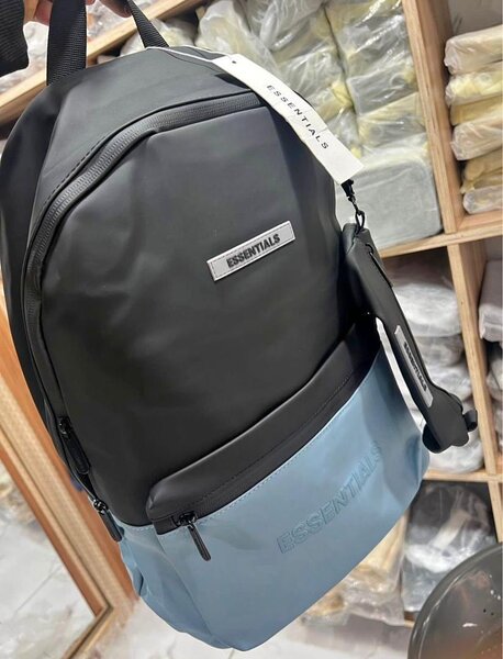 Sac à dos Essentials moderne