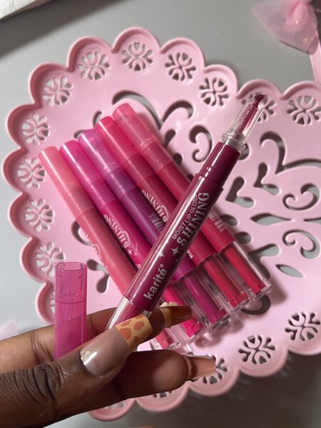 gloss brillants