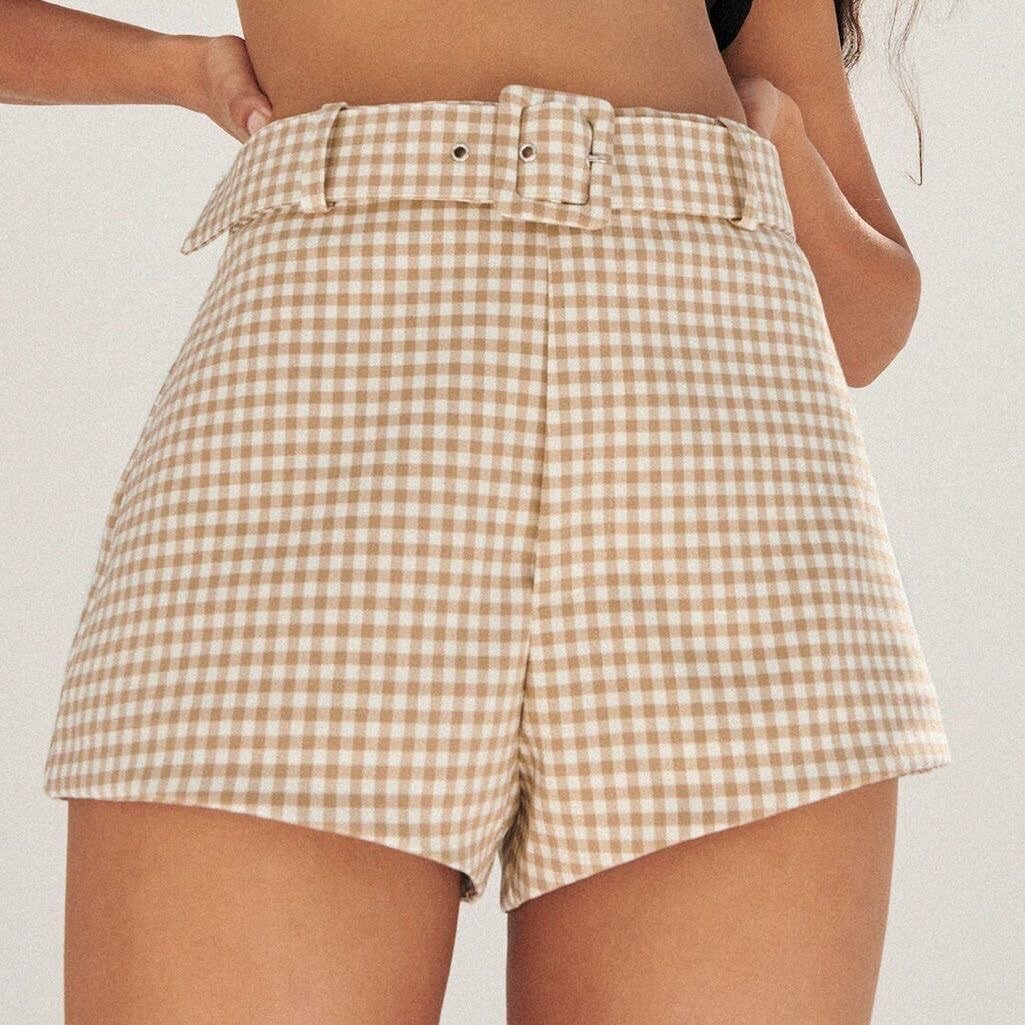 Bum shorts