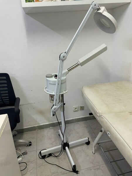 Lampe Loupe LED et vapozone