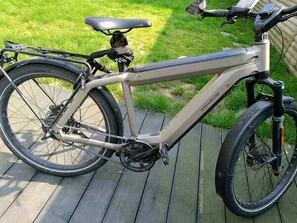 Vélo électrique pliant - randonnée urbaine