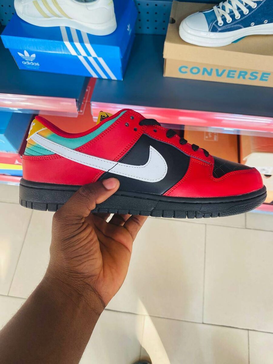 Nike Dunk low  Black white gym red