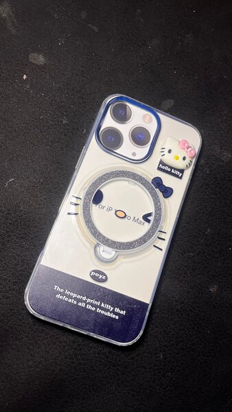Coque iPhone 16 Chat Magique