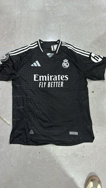 Maillot de réal
