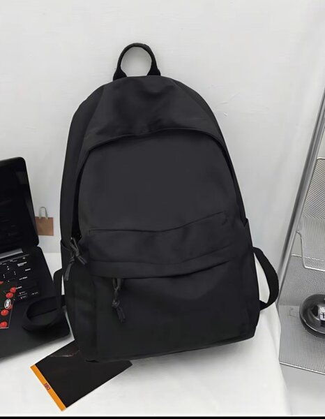 Sac à dos noir élégant