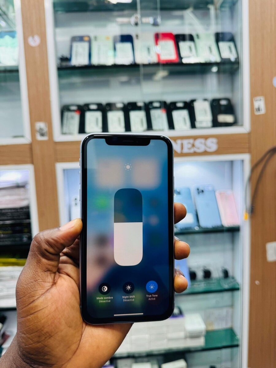 iPhone XR Bleu 64 Go