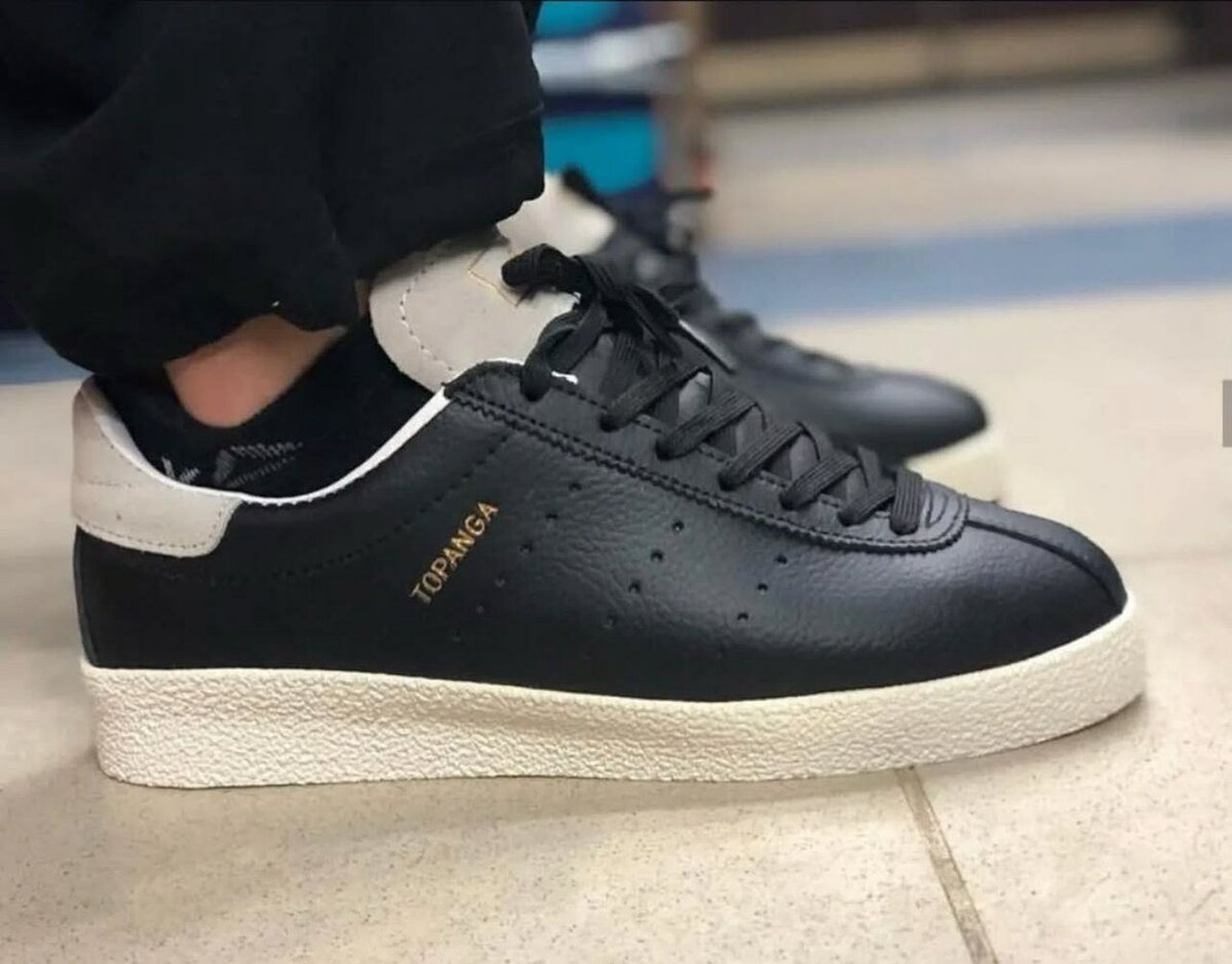 Adidas Topanga