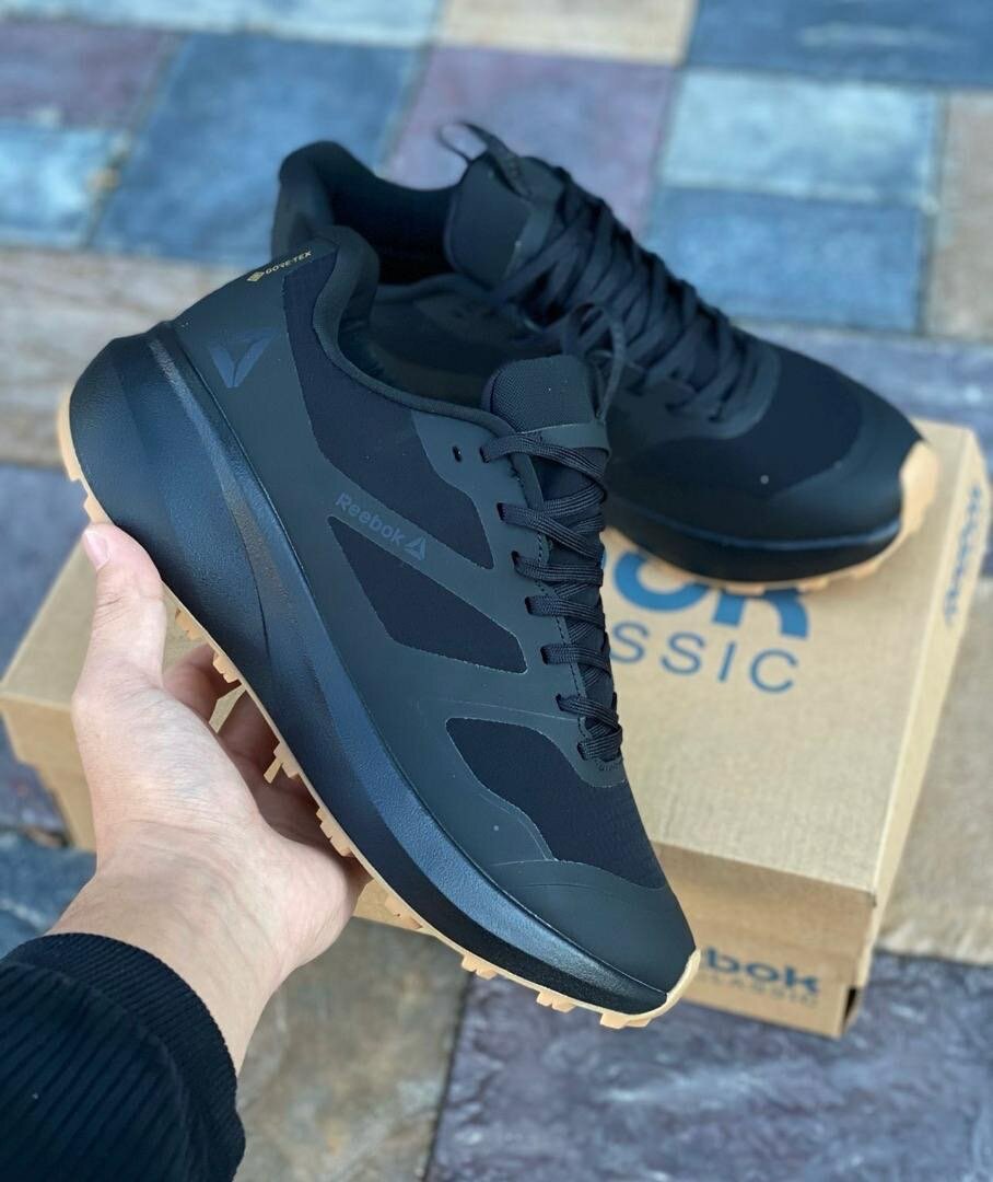 Reebok Arc'teryx Norvan LD