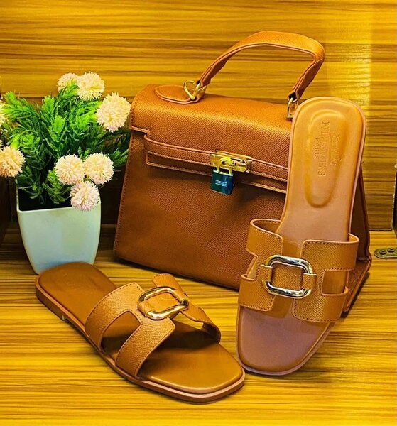 Ensemble sac et sandales colorées