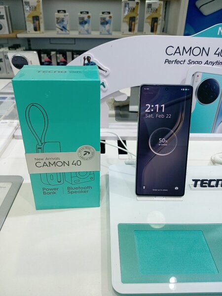 TECNO CAMON 40