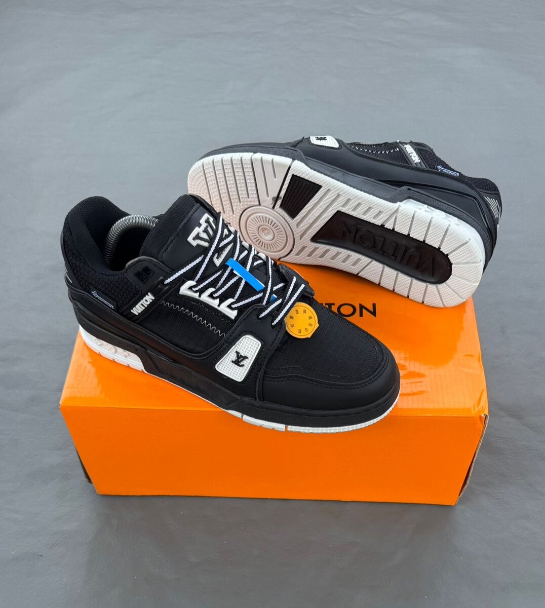 Sneakers Louis Vuitton Noir