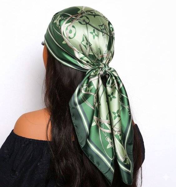 Foulard en soie élégant