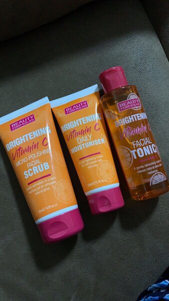 Beauty formulas vitamin C essential set