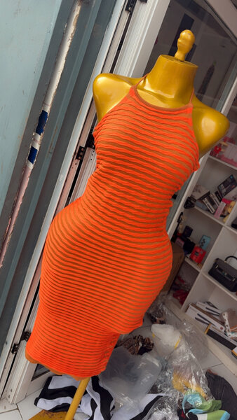 Robe moulante orange