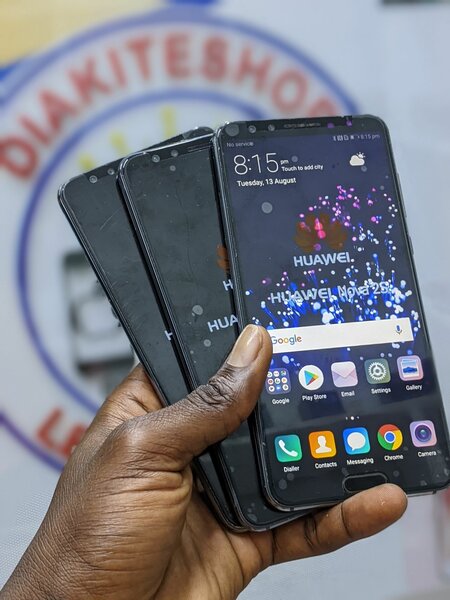Huawei Nova 2S