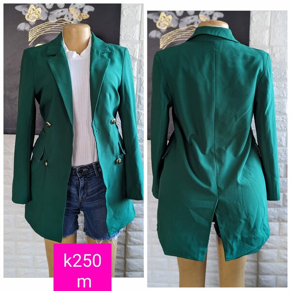 Beautiful and stylish women's jacket green