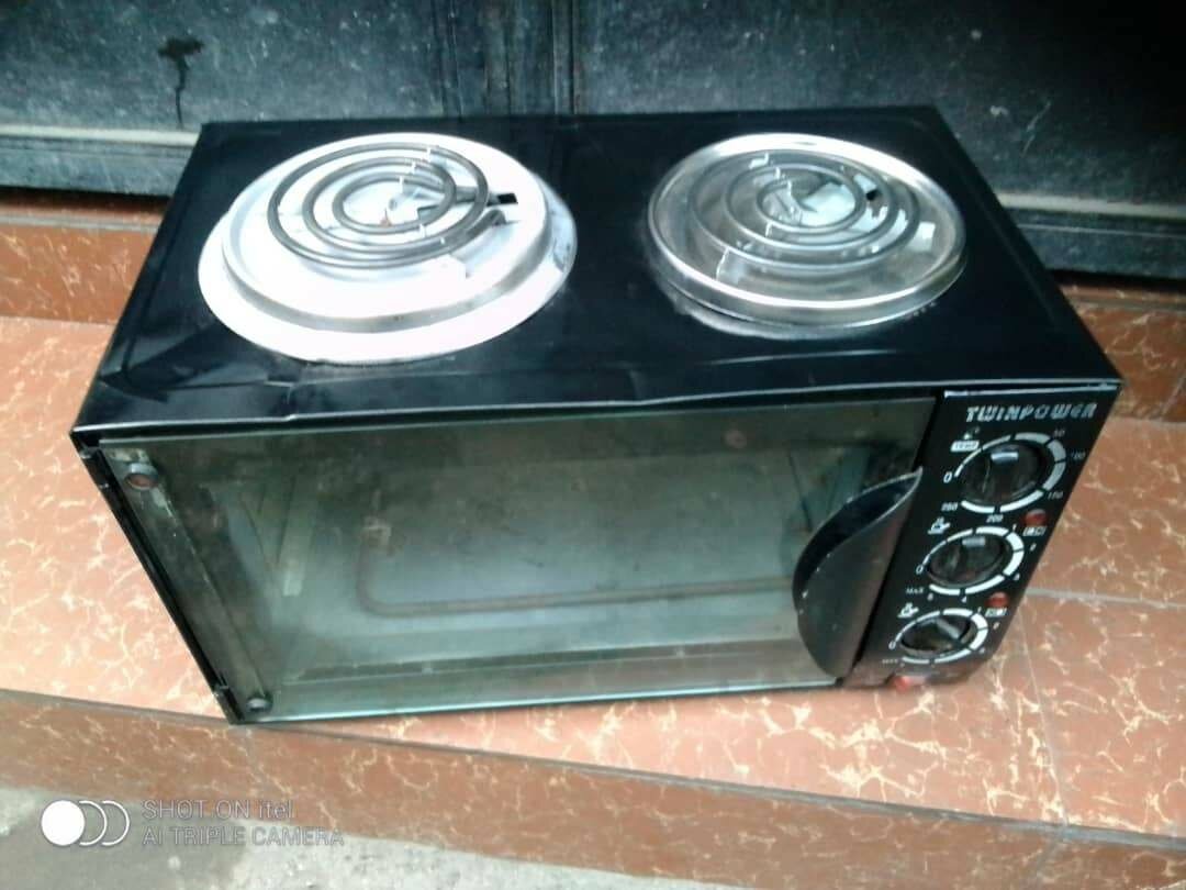 Two plates stove with Oven
