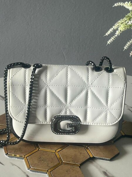 Sac à Main Élégant en Cuir
