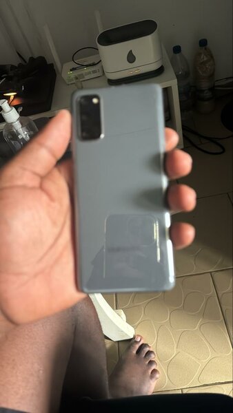 Smartphone Android moderne s22