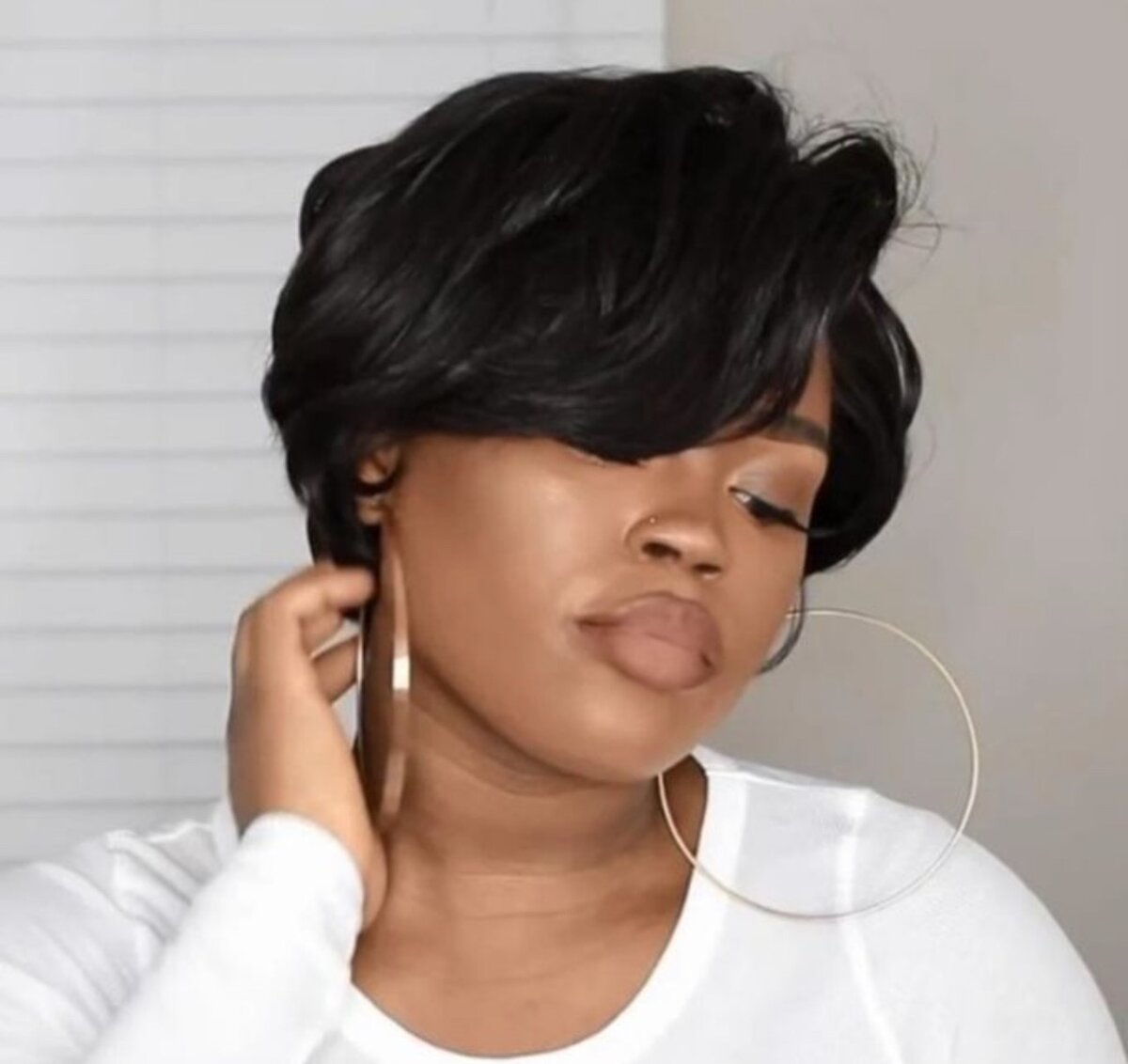 Elegant Short Hair Wig