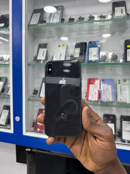 iPhone X Noir 64GB