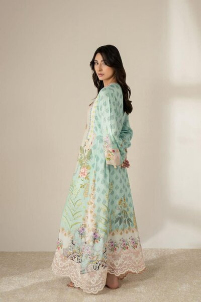 3 pec lawn suit,women suit, unstitched 3 pec lawn