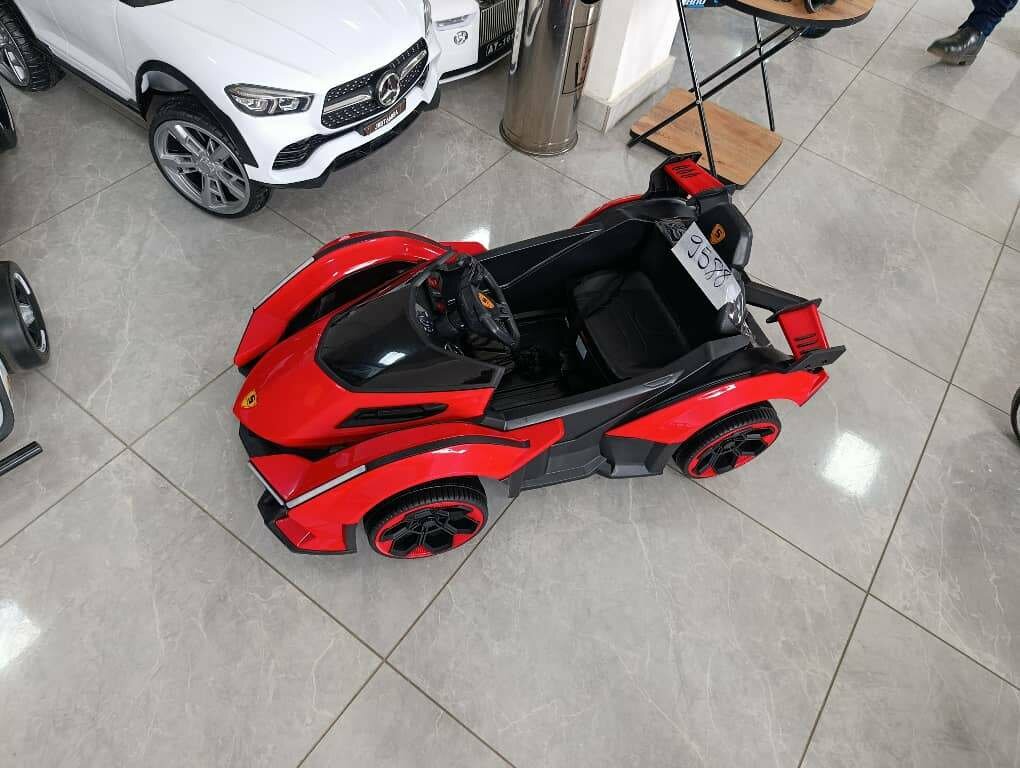 Voiture électrique enfant rouge