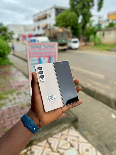 Samsung Galaxy Z Fold4