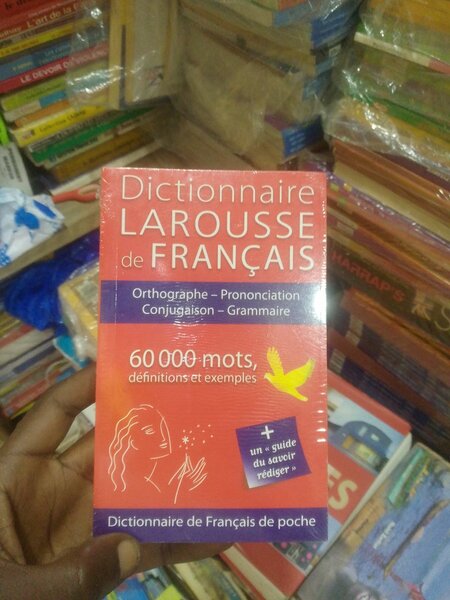 Dictionnaire Larousse poche français