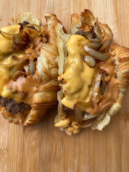 Croissant Smash Burger