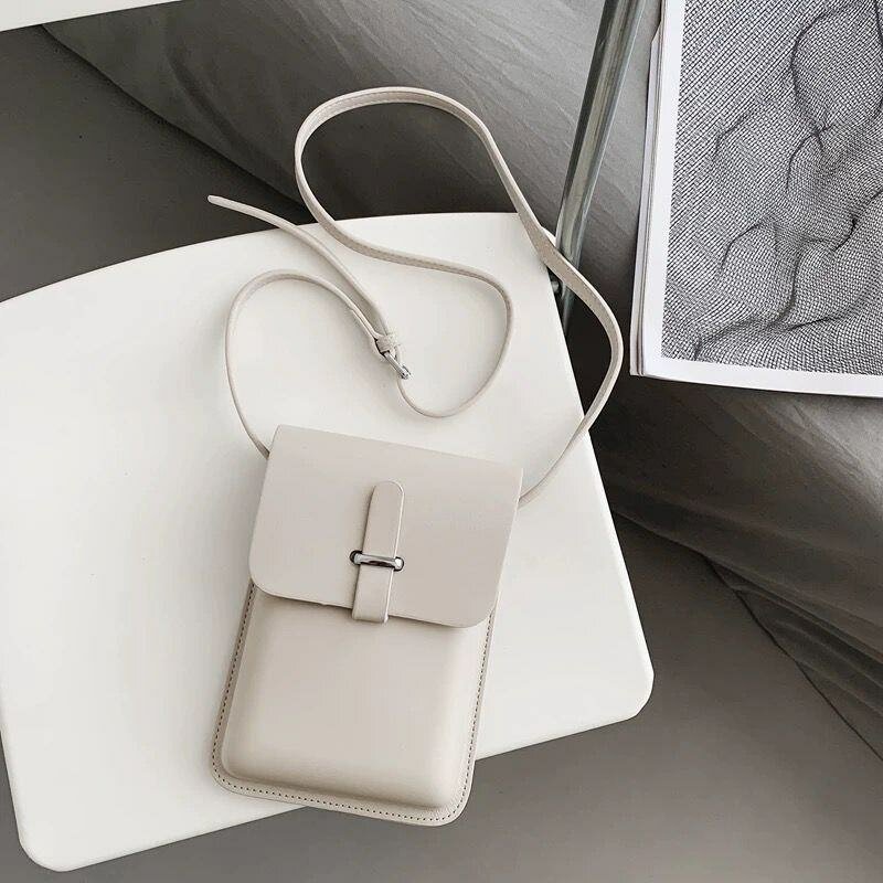 Sacoche Minimaliste en Cuir