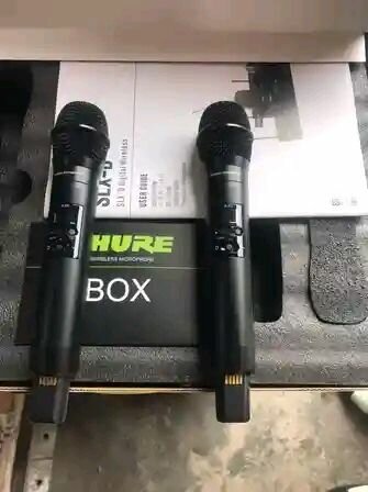 Enceinte et micro professionnel EV & HURE