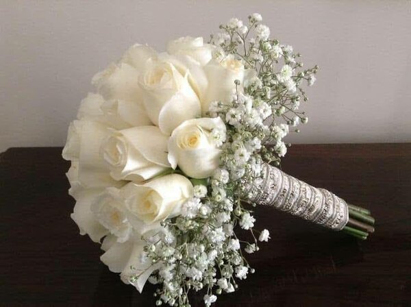 Bouquet de roses blanches